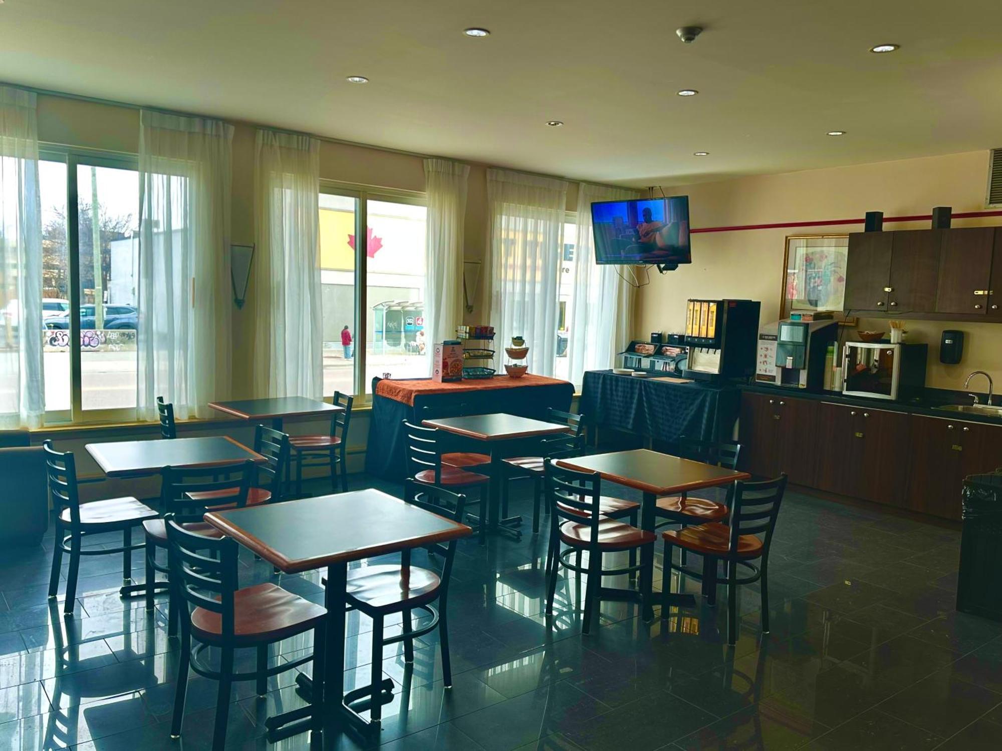 Econo Lodge City Centre Kingston Esterno foto